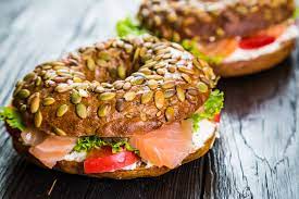 Bagel σολομός